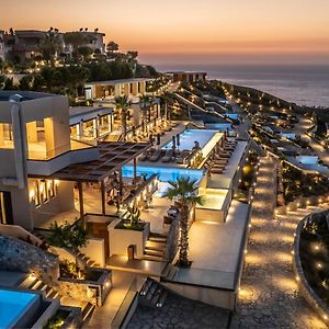 Happy Cretan Suites
